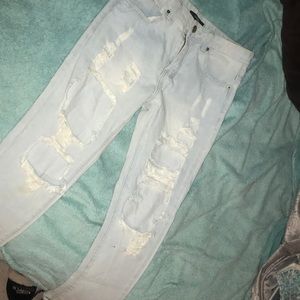 Mid rise boyfriend jeans only worn once !